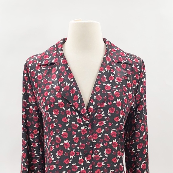 Something Navy Floral V-neck Dress Shirt Size M - Picture 2 of 4